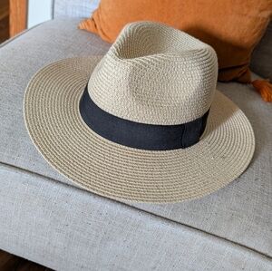 Classic Women's Fedora Style Hat with Black Band